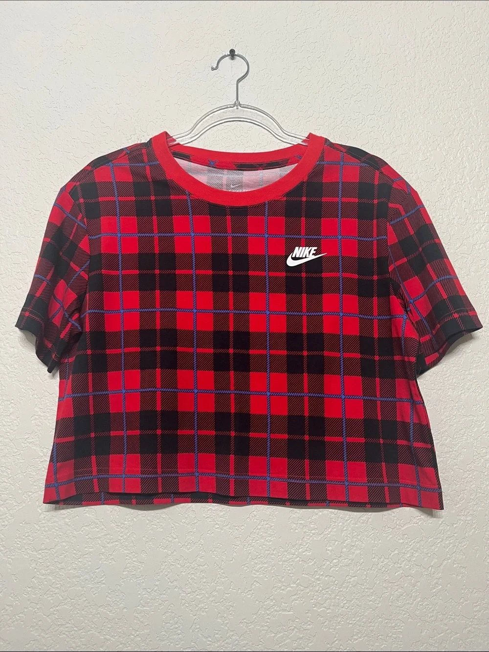 Nike Women’s Small Red and Black Plaid Crop Top